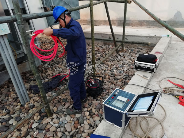 介質(zhì)損耗測試現(xiàn)場