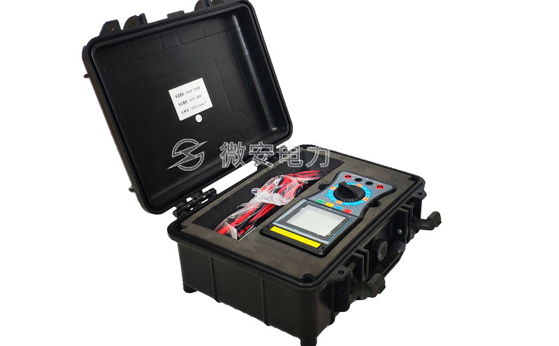 雙鉗數(shù)字相位伏安表側(cè)面